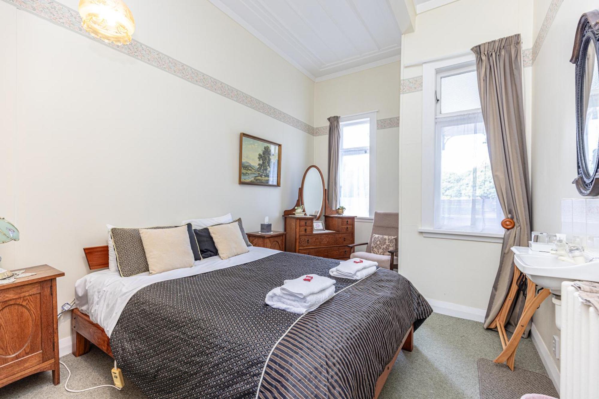 Braemar House B&B And Yha Hostel Whanganui Eksteriør bilde