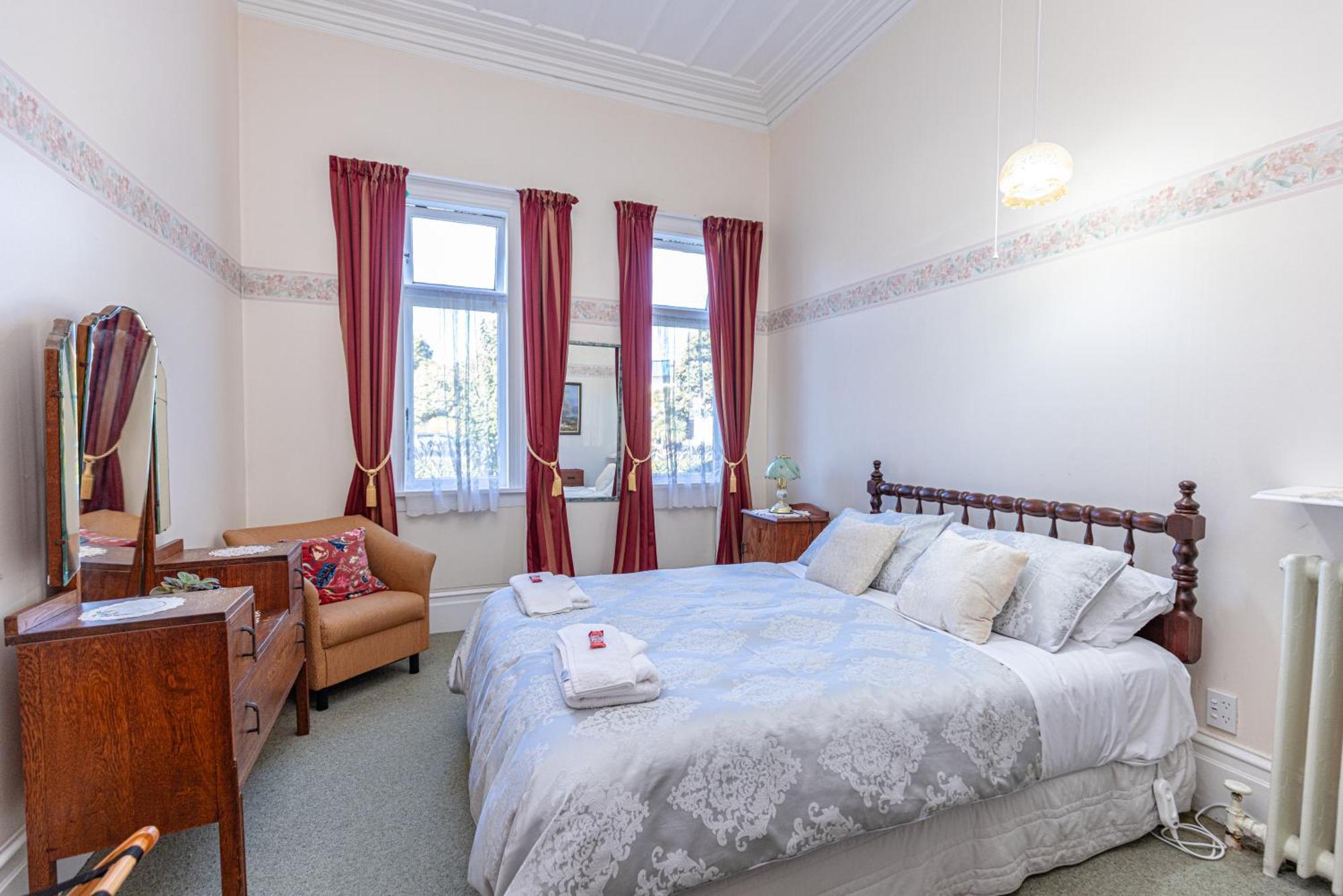Braemar House B&B And Yha Hostel Whanganui Eksteriør bilde