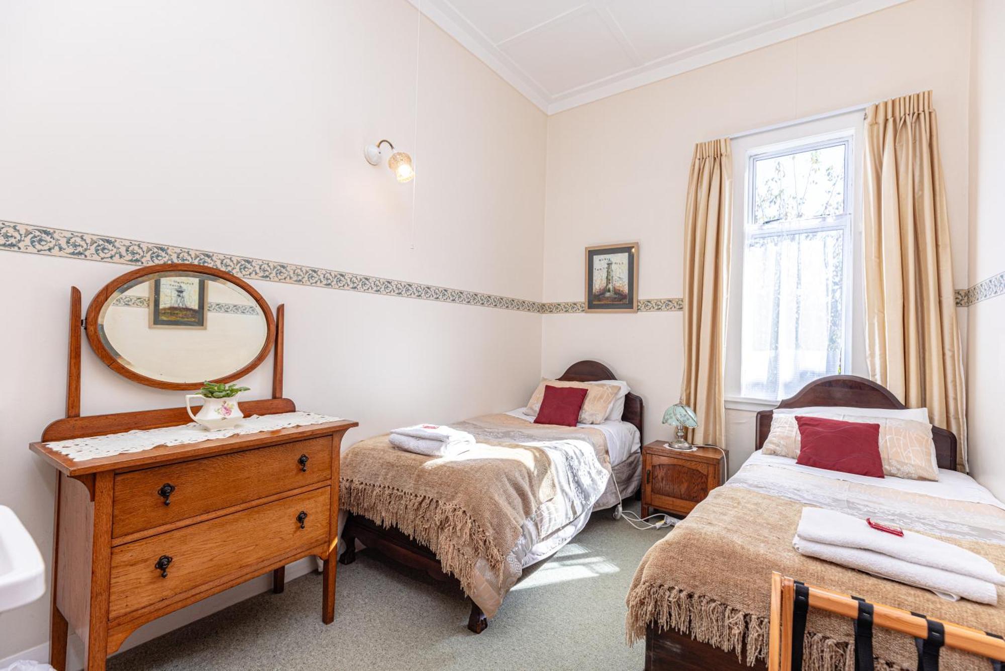 Braemar House B&B And Yha Hostel Whanganui Eksteriør bilde