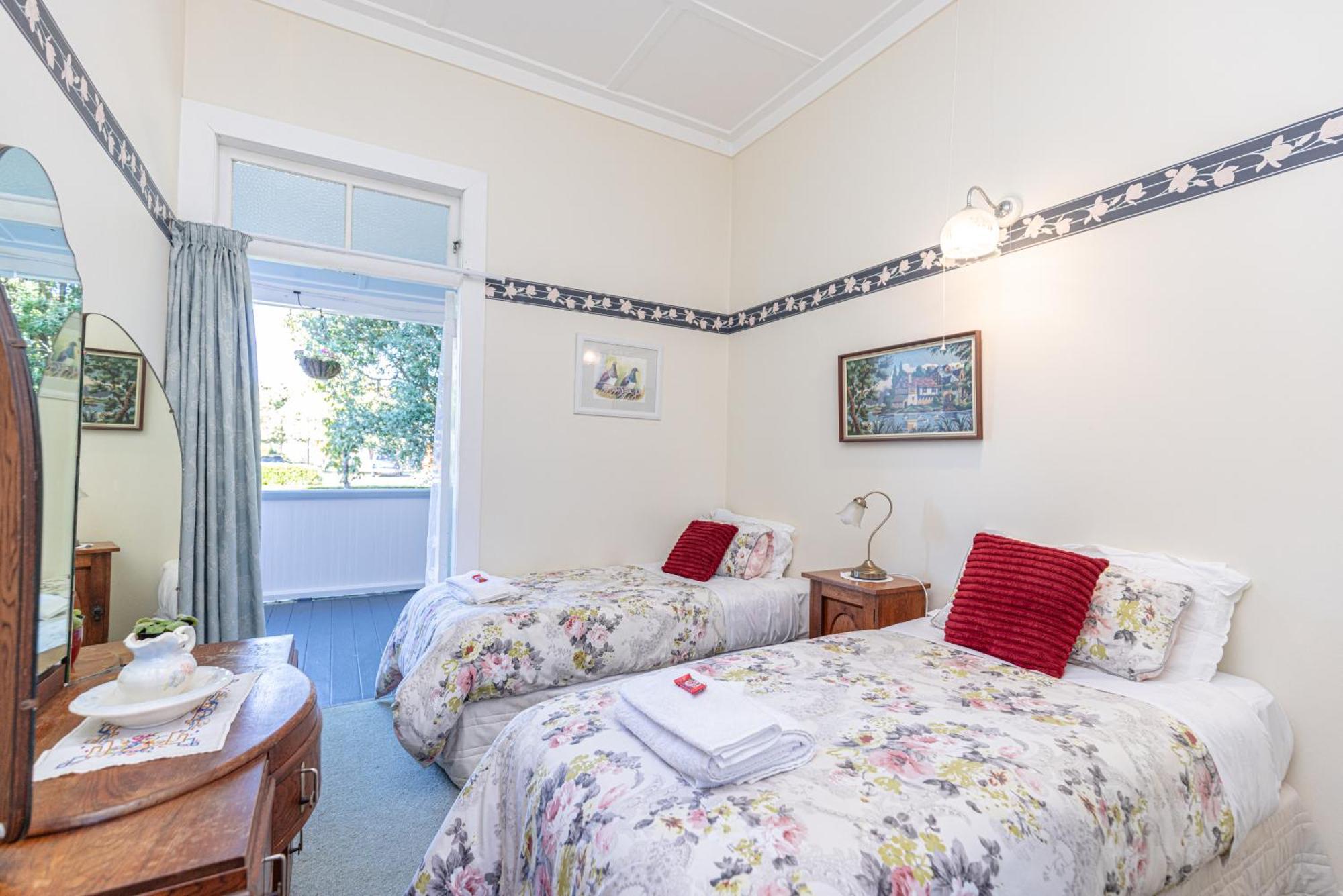 Braemar House B&B And Yha Hostel Whanganui Eksteriør bilde